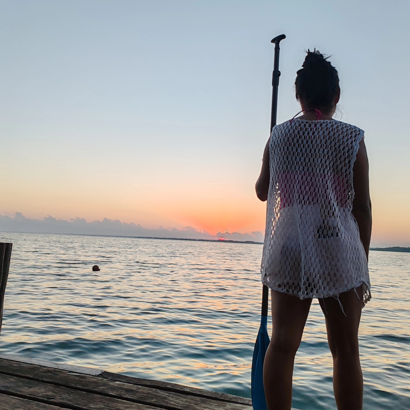 mujer-en-bacalar-bucaneros-tours